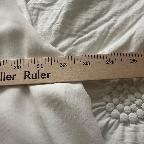 Calvin Klein Womens White Sleeveless Blouse 1X Lined Layered Flowy Feminine - Picture 8 of 11